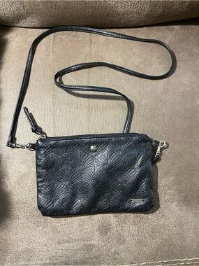 Black Roxy Quilted Crossbody Bag - Women's Shoulder Purse Small